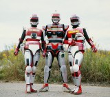 �w�����m�X�s���o���x (C)���f 