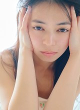 �A���W�������E�㚠���G�� �ʐ^�W�wkamiko�x���^�J�b�g 