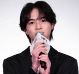 �f��w����x�������䂠�����ɓo�d�����z�R�h�B (C)ORICON NewS inc. 