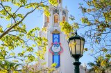 �u�J���t�H���j�A �f�B�Y�j�[�����h�E���]�[�g 70���N�Z���u���[�V�����v (C)Disney 