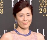 寺島しのぶ、夫&息子の2ショット公開「素敵な親子」「ずっと肩組みできると良いですね」 
