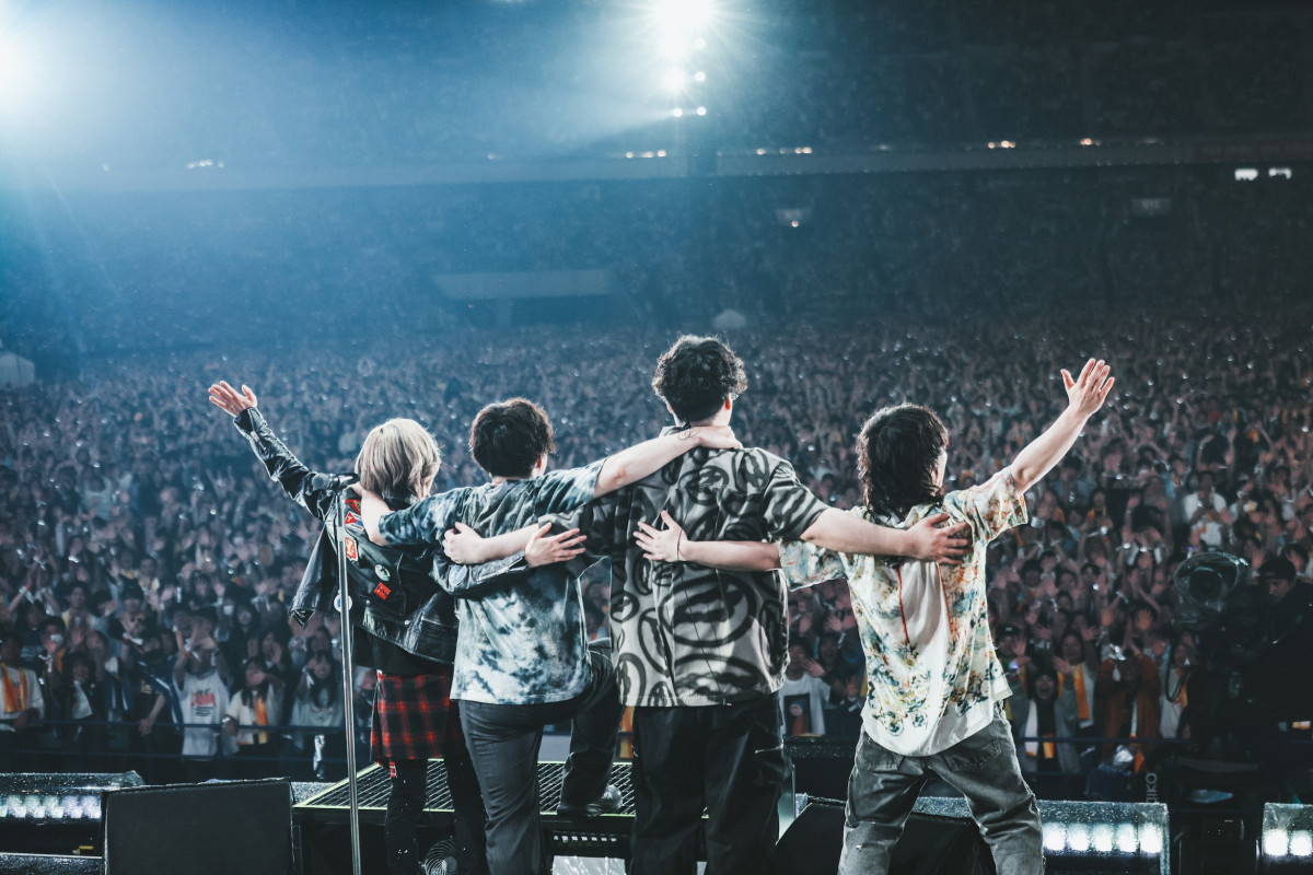 Official髭男dism、25万人動員のスタジアムツアー完走「無駄なライブ