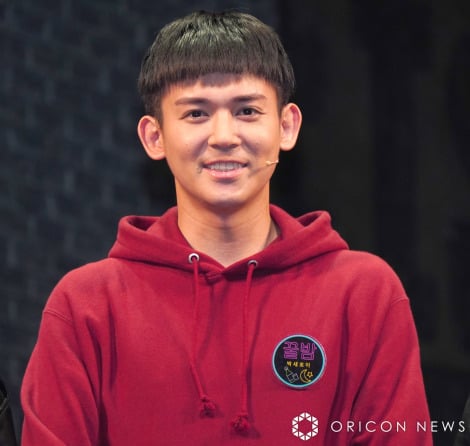 pNZCwAɈƖWEST.E]=~[WJw׉@NXxvXR[͂ݎ(C)ORICON NewS inc. 