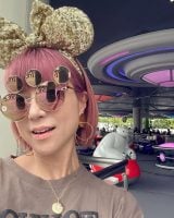 �f�B�Y�j�[�����h�𖞋i����hitomi�̓��e(�ʐ^�̓C���X�^�O���� @hitomi_official ���) 