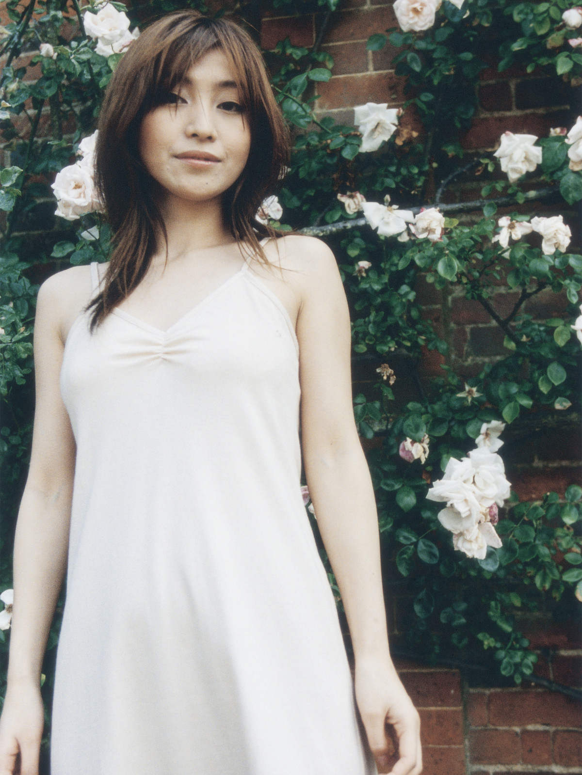 鬼束ちひろ、“伝説”の2002年武道館ライブが初Blu-ray化 未収録だった