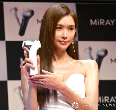 MYTREX�uMiRAY ONE�v�VCM���\��ɏo�Ȃ��������E�`�[�����iC�jORICON NewS inc. 