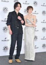 �w�E�u���u�r�b�O�E�o���v20���N�L�O�C�x���g�x�ɓo�d�����i������j�R�茫�l�A�đq���q �iC�jORICON NewS inc. 