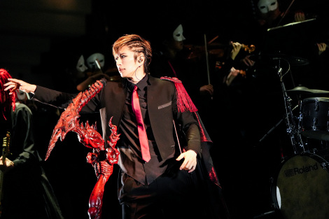 GACKT ���C�u�̖͗l 