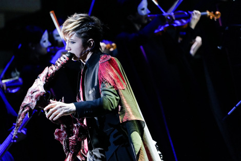 GACKT ���C�u�̖͗l 