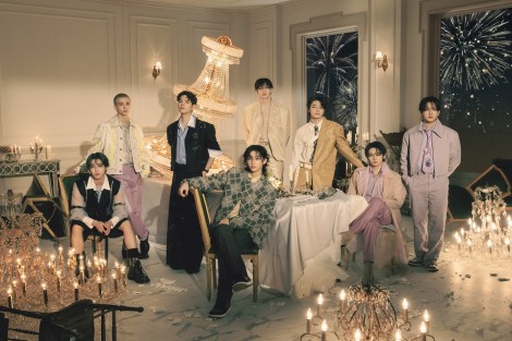 �ŐV�ȁuHollow�vMV�����J����Stray Kids 