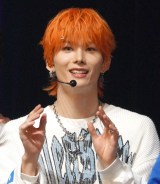 �uDebut Single SHOWCASE�w�����z (The Blue Sun)�x�v���J�Â���aoen�E����(KYOSUKE) (C)ORICON NewS inc. 