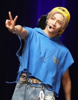 �uDebut Single SHOWCASE�w�����z (The Blue Sun)�x�v���J�Â���aoen�E����(RUKA) (C)ORICON NewS inc. 