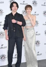 �w�E�u���u�r�b�O�E�o���v20���N�L�O�C�x���g�x�ɓo�d����(������)�R�茫�l�A�đq���q (C)ORICON NewS inc. 