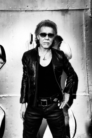 横浜銀蝿　デビュー当時　ポスター　サイン付き 2025年最新】横浜銀蝿 ポスターの人気アイテム - メルカリ