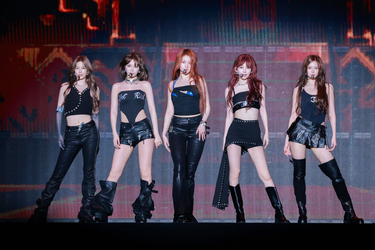 LE SSERAFIM 東京ドーム アパレル ニット LE SSERAFIM 東京ドーム アパレル ニット - メルカリ