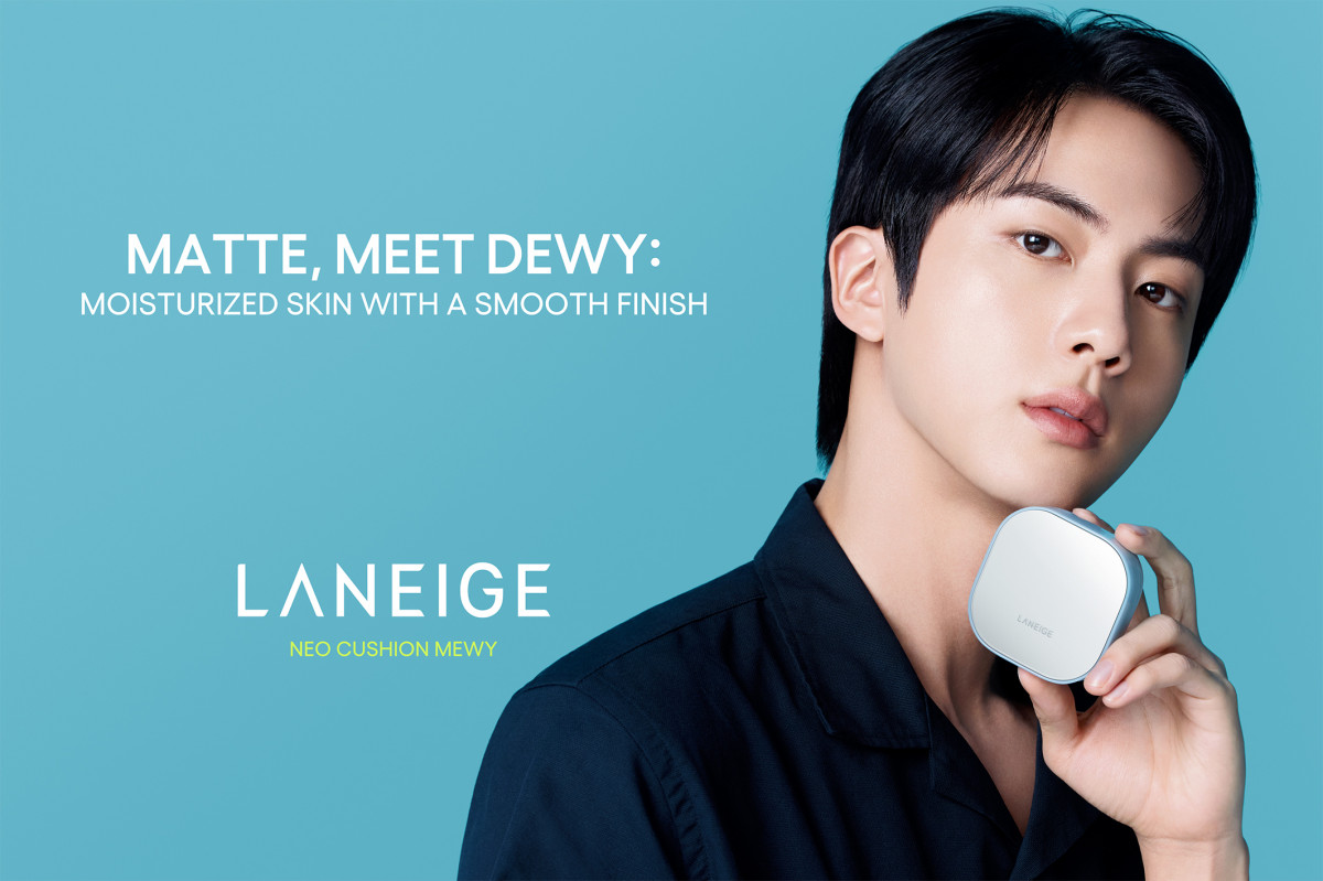 BTS JIN 大型バナー BTS・JINの大型ビジュアルが渋谷に登場 JR＆東京メトロの車内