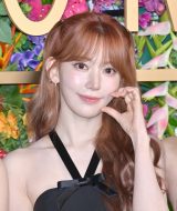 wCEREMONYxJ[ybgɓoꂵLE SSERAFIMESAKURA (C)ORICON NewS inc. 