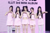 wILLIT 3rd Mini Album ebombf LOfBAV[P[Xx̖͗l(P)&(C) BELIFT LAB Inc. 