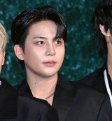 wCEREMONYxJ[ybgɓoꂵATEEZEWz (C)ORICON NewS inc. 