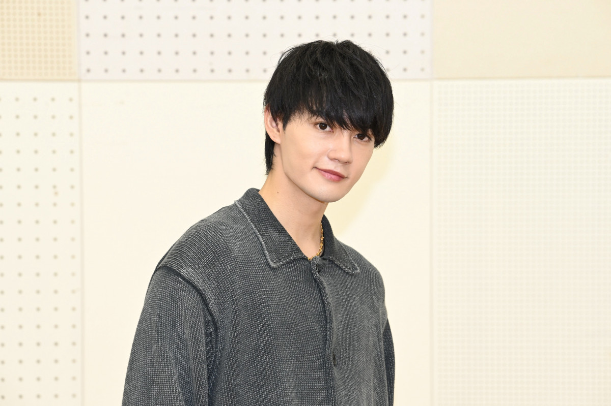 ひとりでしにたい 漫画 1~10巻セット NHKドラマ化 綾瀬はるか 佐野勇斗 ひとりでしにたい 漫画 1~10巻セット NHKドラマ化 綾瀬はるか