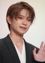 �w�k���񂪂��킢�����Ď�ɗ]��̂ŁA3�l�ŃV�F�A���邱�Ƃɂ��܂����B�x���씭�\�ɓo�ꂵ���␣�m�u�iC�jORICON NewS inc. 