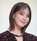 �w�k���񂪂��킢�����Ď�ɗ]��̂ŁA3�l�ŃV�F�A���邱�Ƃɂ��܂����B�x���씭�\�ɓo�ꂵ���{�c���iC�jORICON NewS inc. 