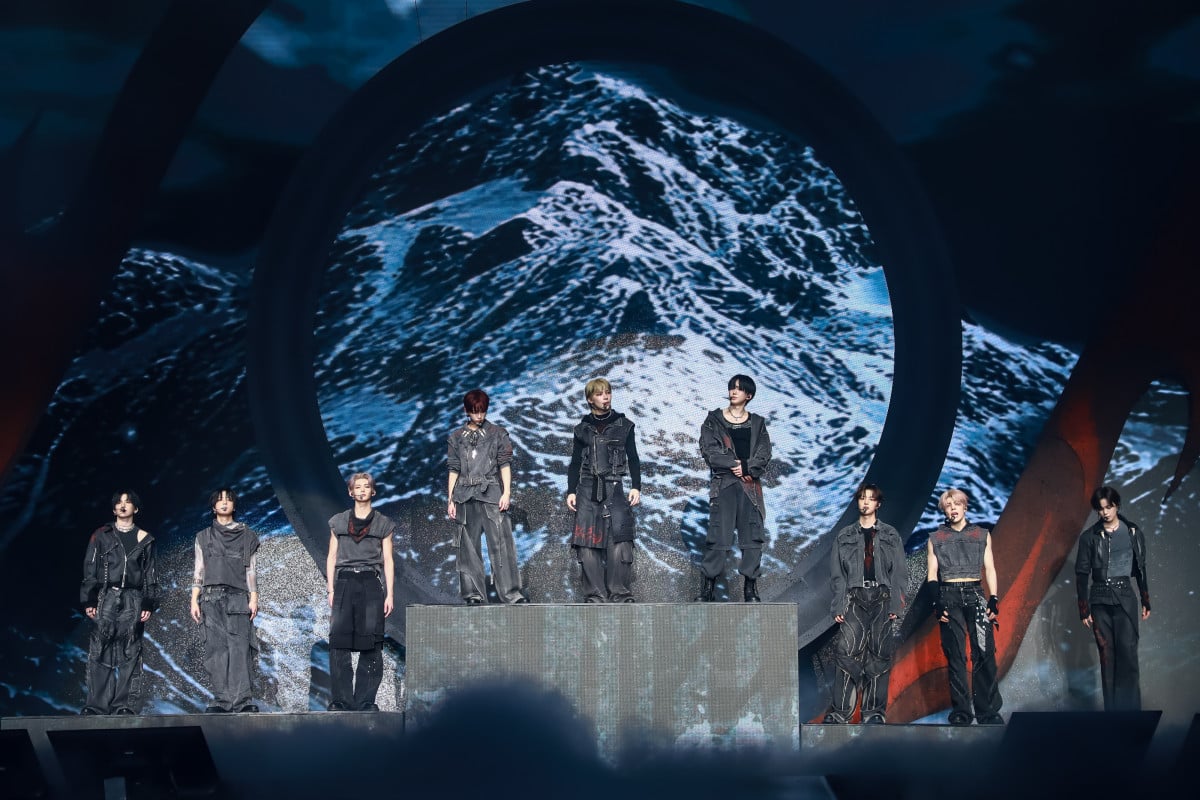 w2025 &TEAM CONCERT TOUR 'AWAKEN THE BLOODLINE'xkJÂ&TEAM(C)YX LABLES 