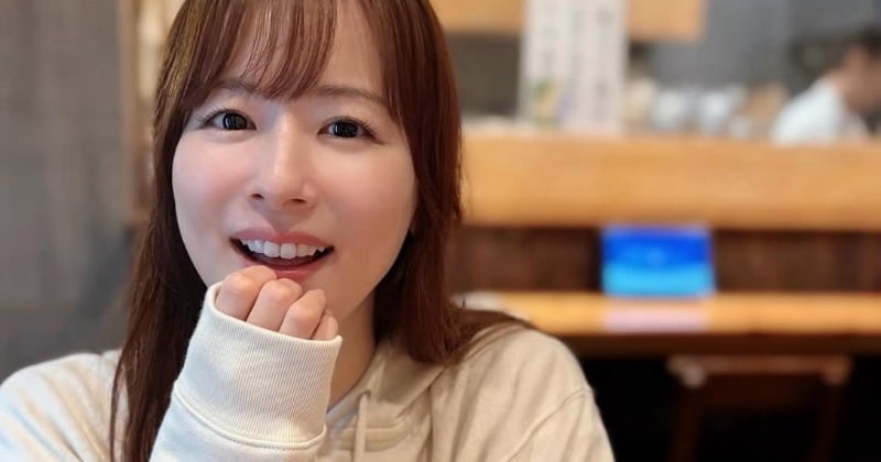 皆藤愛子、”親友と”オフ感満載ショット「デートしてる気分になれる」「幸せが溢れてる」