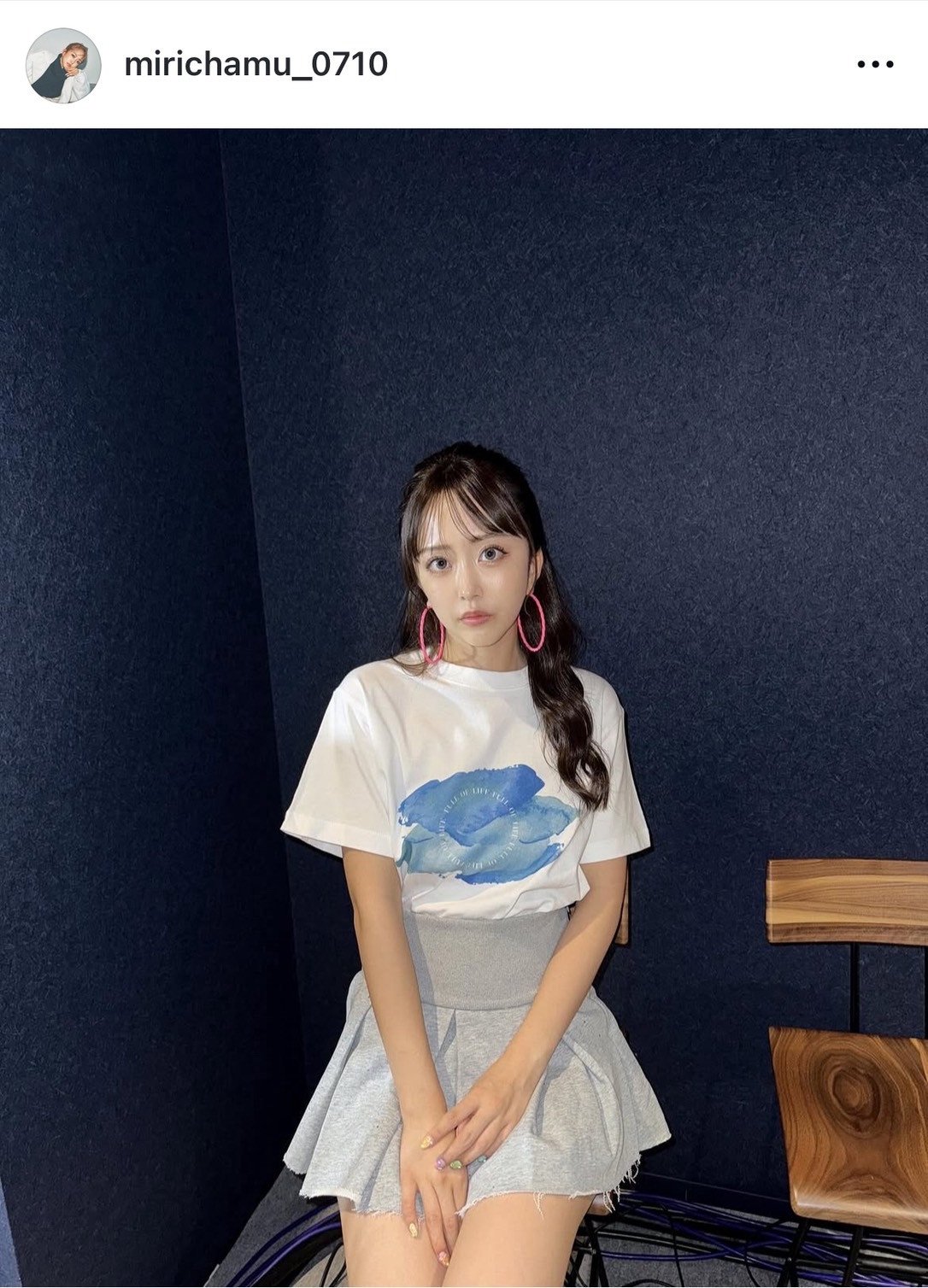 みりちゃむ、超ミニスカで太ももあらわ「超絶可愛い過ぎる」「最高に