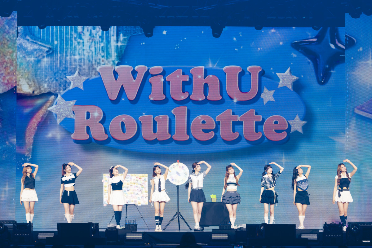 w2025 NiziU FAN-CON [NiziUniverse[ in Hong Kongx Be:͑M(cYʐ^) 