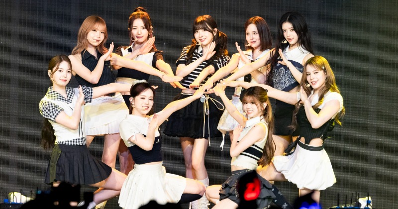 NiziU、初の香港公演で多彩な魅力を披露し熱狂の渦に