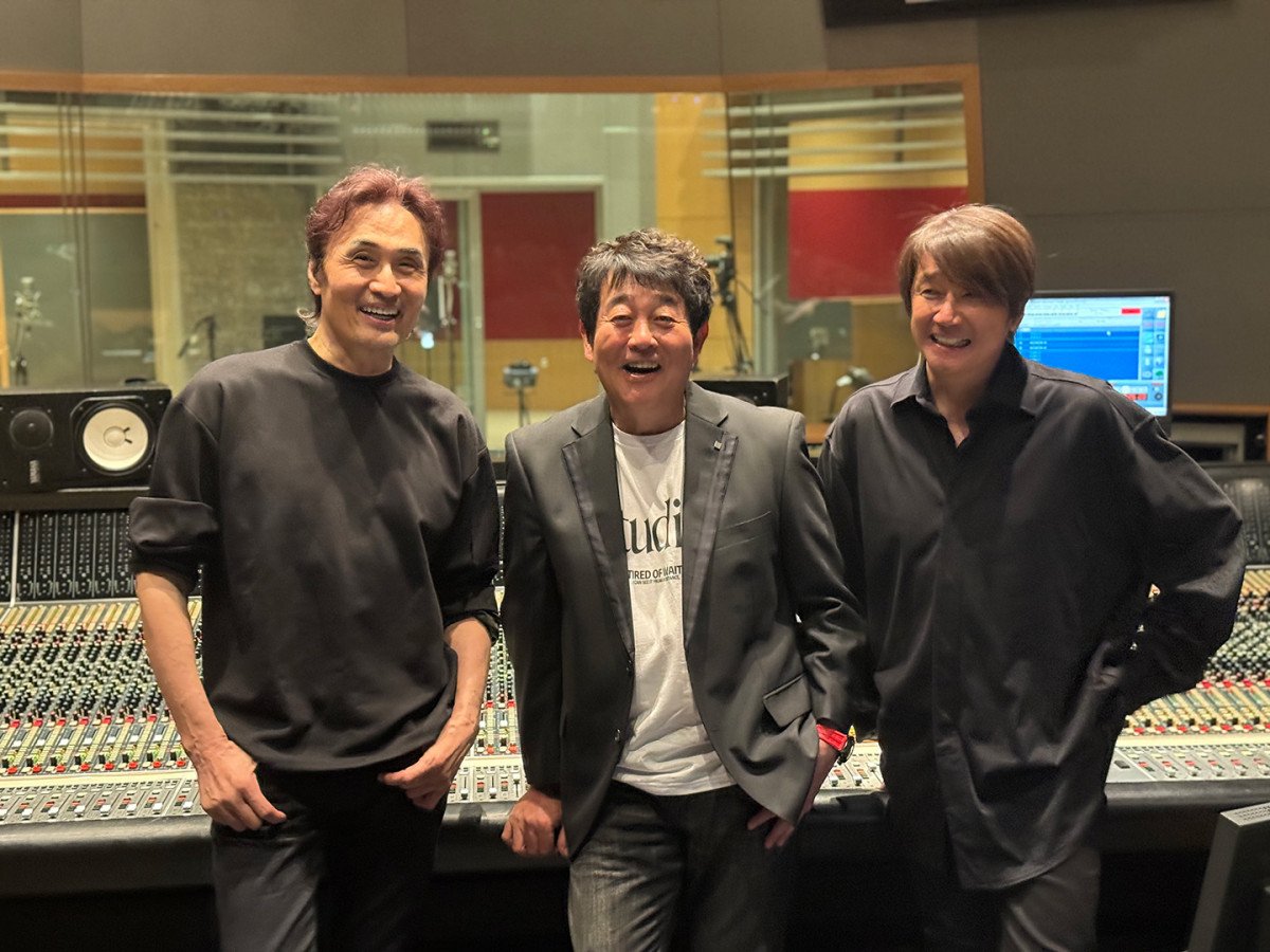 TUBE、デビュー40周年記念コラボアルバムにFRUITS ZIPPER、近藤