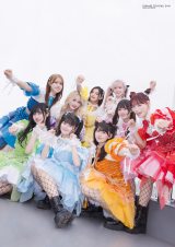 桃月なしこ、ラグジュアリーな衣装で魅せる“究極ボディ” 『BUBKA』表紙