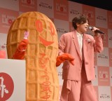 �w�Ȃ��݂̕ĉ���`���� �A�C�C�x���g�x�ɏo�Ȃ����V�l���I��(C)ORICON NewS inc. 