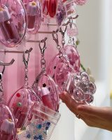 �J�X�^���s���N�L�[�z���_�[ 