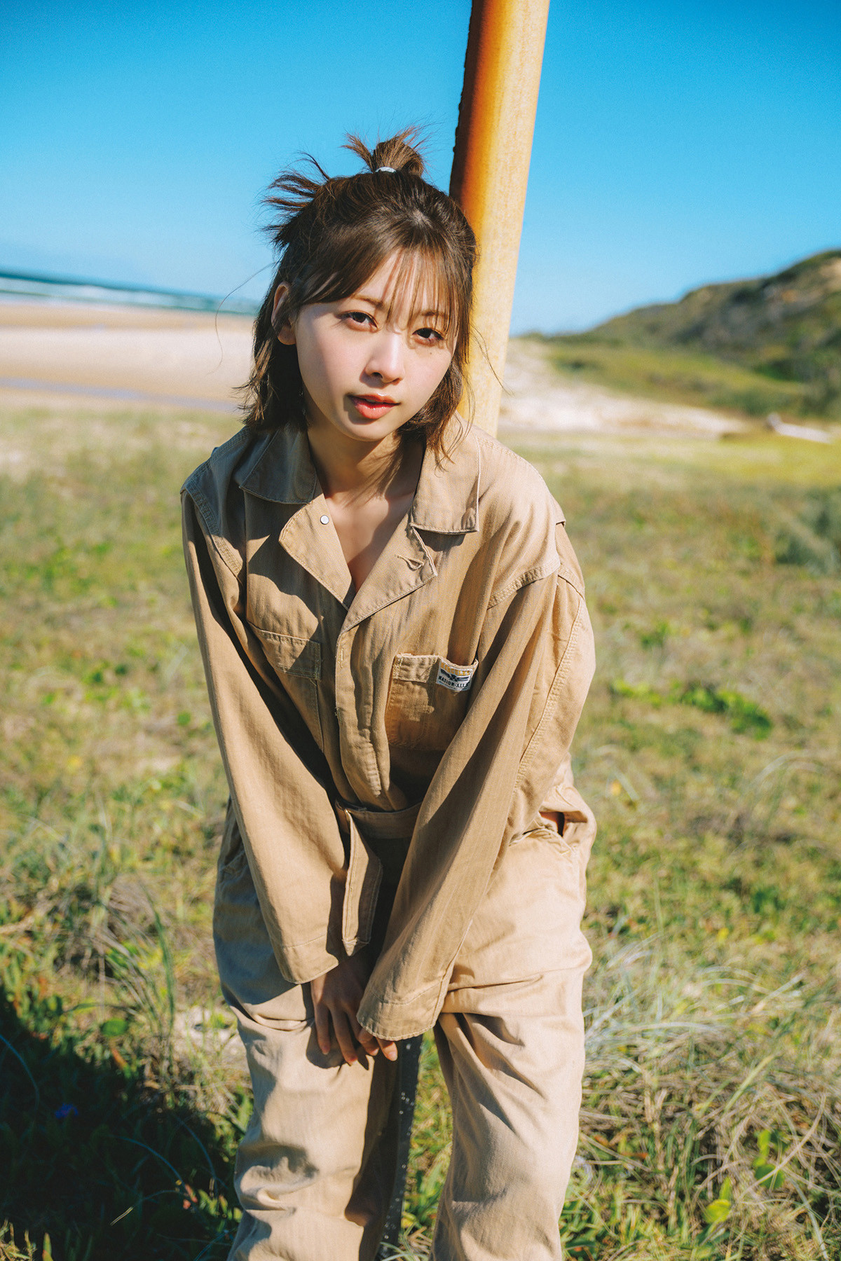 日向坂46富田鈴花1st写真集、新たに先行カット2枚解禁 世界遺産までの