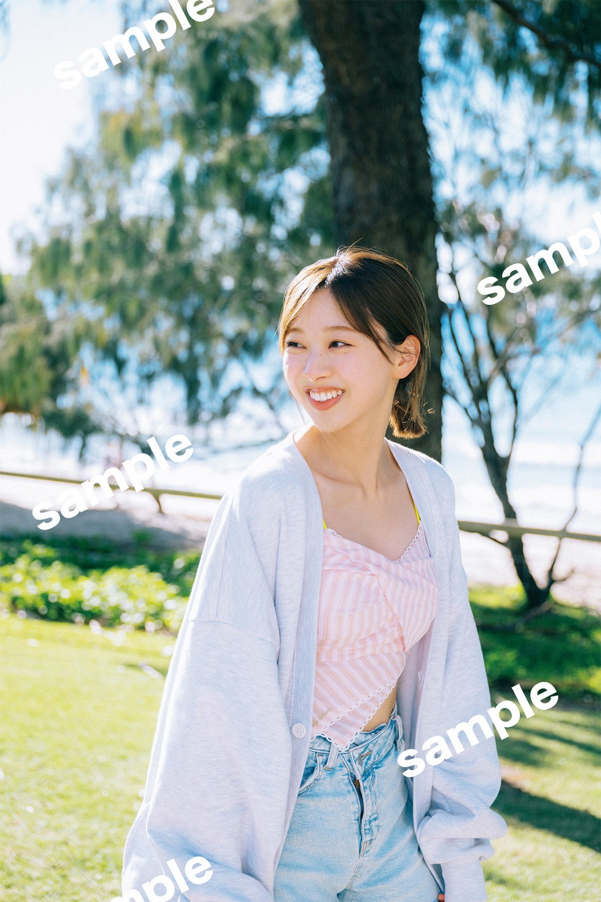 画像・写真 | 日向坂46富田鈴花、白Tシャツ姿の濡れ髪ショット 1st写真