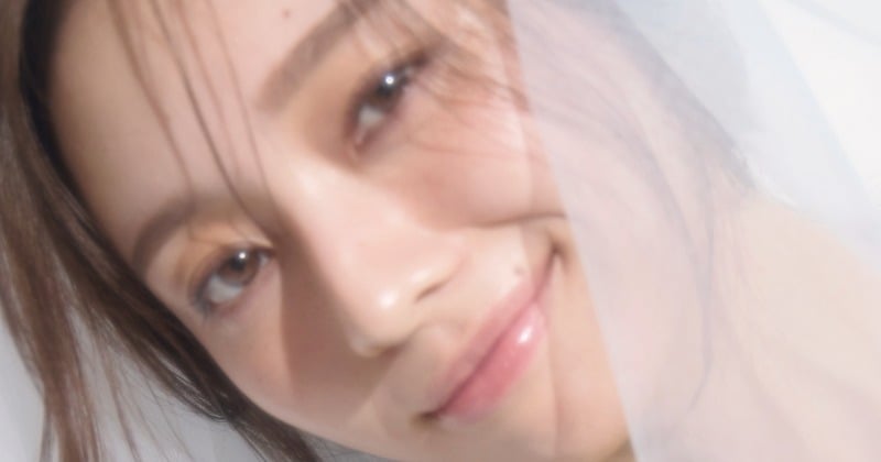 乃木坂46梅澤美波、夏のヘルシービューティー 『CLASSY.』2パターン表紙に登場