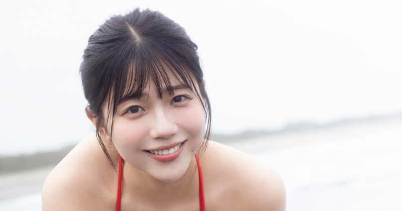 STU48工藤理子、週刊FLASHで抜群の水着グラビア披露