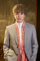 �h���}�C�Y���w�ɓ���i�Ɉ����ꂽ��x�ɏo�����閏�ؗ��   (C)�u�ɓ���i�Ɉ����ꂽ��v����ψ���EMBS 