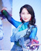 �f��w�t�@���^�X�e�B�b�N�S�F�t�@�[�X�g�E�X�e�b�v�x�v���[���C�x���g�ɏo�Ȃ����t�@�[�X�g�T�}�[�E�C�J�iC�jORICON NewS inc. 