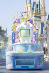 7��2�����g�ăf�B�Y�j�[�h�J���I�����f�B�Y�j�[�����h�̎U���v���O�����w�x�C�}�b�N�X�̃~�b�V�����E�N�[���_�E���x�Łg�т���G��MAX�h �@�iC�jDisney 