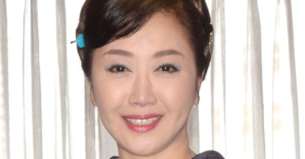 伍代夏子、クチナシ咲く“夏子ガーデン”を紹介「綺麗に咲いていますネ」「可愛い」 夫は杉良太郎