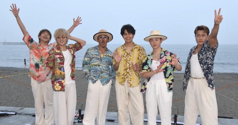 GENERATIONS - 【入手困難】GENERATIONS白濱亜嵐　プロデュース　ストール Amazon.co.jp: GENERATIONS LIVE TOUR 2019 “少年クロニクル
