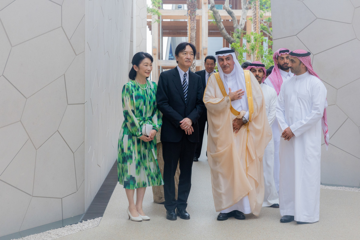 画像・写真 | 秋篠宮ご夫妻、万博「サウジアラビア館」ご視察の様子が