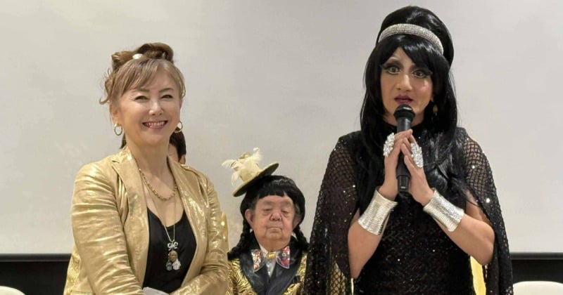 東ちづる、“自前”ゴールド衣装でド派手に登場「夢は海外公演です!」