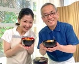 8�������w�N���[�Y�A�b�v����x�ɏo������K�q�^���A�i�A�y��P����(C)NHK 