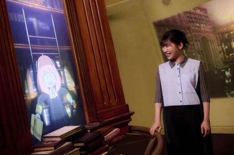 USJ『SPY×FAMILY XRライド ～オペレーション・ハイパードライブ～』を体験した伊藤沙莉　画像提供：ユニバーサル・スタジオ・ジャパン 