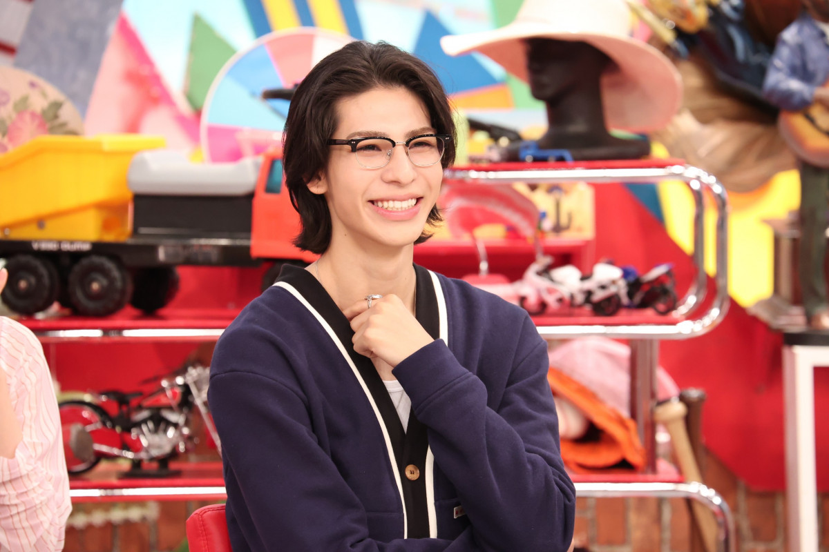 ハニチェリ★訳あり。Manラウール1200円 Snow Manラウールの新たな一面を小田切ヒロが引き出す | JOYSOUND 音楽