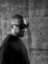 ���o�[�g�E�O���X�p�[ Photo by Todd Cooper 